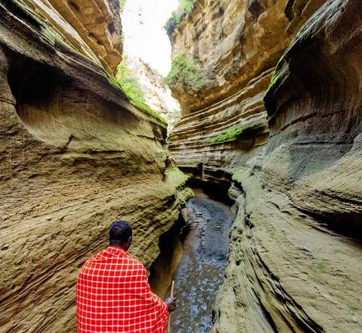 Hell’s Gate Cycling & Naivasha Boat Safari